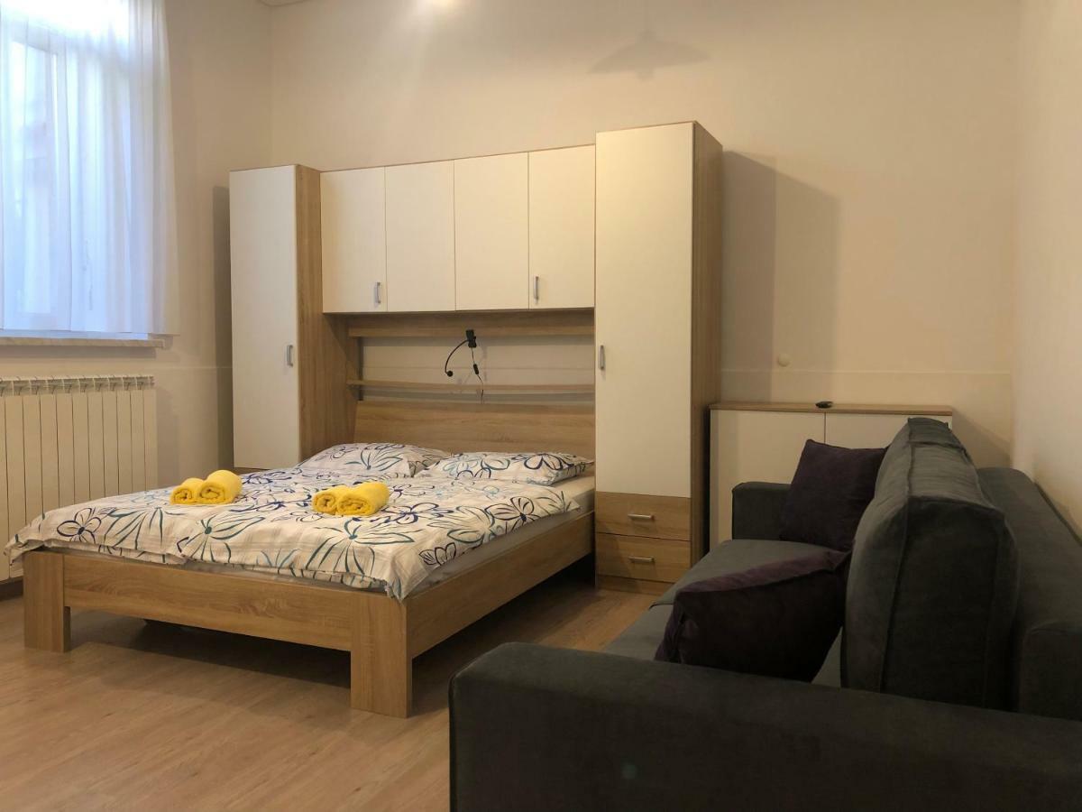 Apartments & Rooms Nardin Изола Екстериор снимка